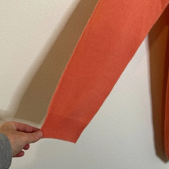 10C Derek Lam Cusp Cashmere V Neck Sweater Size XL‎ Orange Asymmetrical Hem - Picture 5 of 8